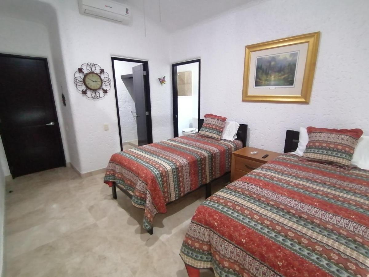 Casa Dahlia 2 Bed & Breakfast Mazatlan Exterior photo